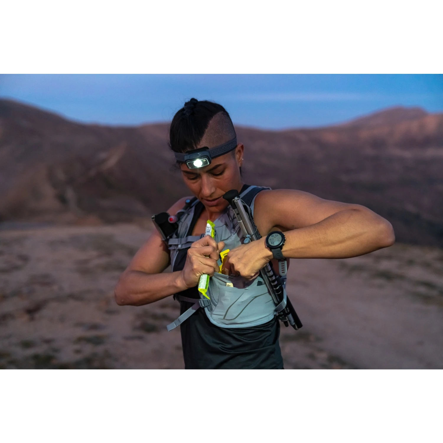 Osprey Duro LT Running Backpack - Blue Sky 5 Osprey Duro LT Running Backpack - Blue Sky - Image 5