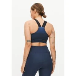 Röhnisch Kay Printed Sports Bra Women - Kay Printed Navy 8 Röhnisch Kay Printed Sports Bra Women - Kay Printed Navy -RunGear Elite roehnisch kay printed womens sports bra kay printed navy 3 1250227