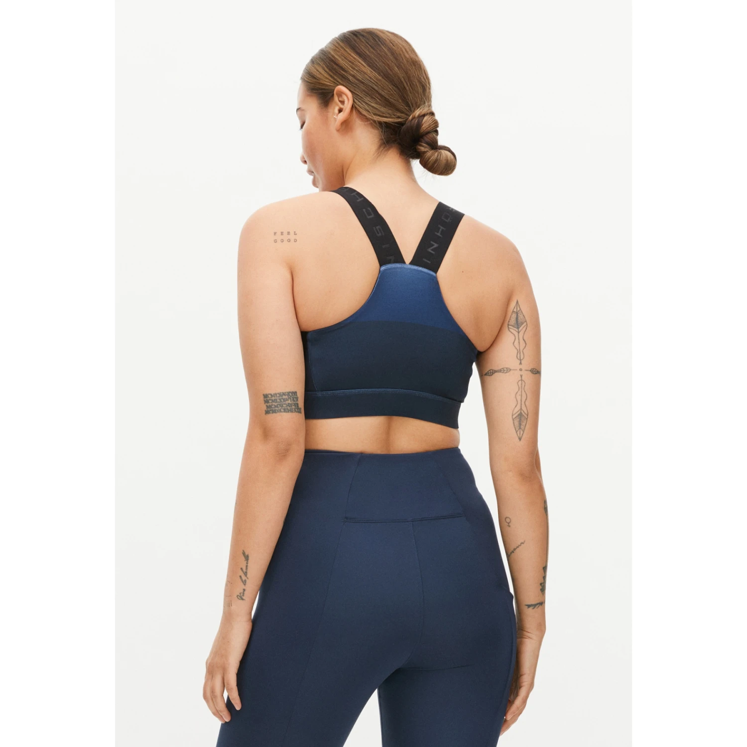 Röhnisch Kay Printed Sports Bra Women - Kay Printed Navy 3 Röhnisch Kay Printed Sports Bra Women - Kay Printed Navy - Image 3