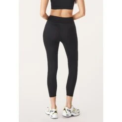 Röhnisch Nora Lasting High Waist Tights Women - Black -RunGear Elite roehnisch nora lasting high waist womens tights black 2 1249644