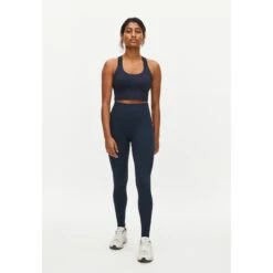 Röhnisch Seamless Rib Sports-Bra Women - Black Iris -RunGear Elite roehnisch seamless rib womens tight black iris 4 1250129