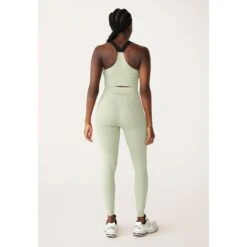 Röhnisch Seamless Rib Tights Women - Desert Sage -RunGear Elite roehnisch seamless rib womens tights desert sage 4 1136529