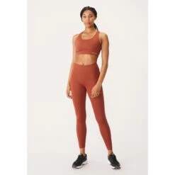 Röhnisch Shape Sports Bra Women - Smoked Paprika -RunGear Elite roehnisch shape womens sports bra smoked paprika 3 1249950