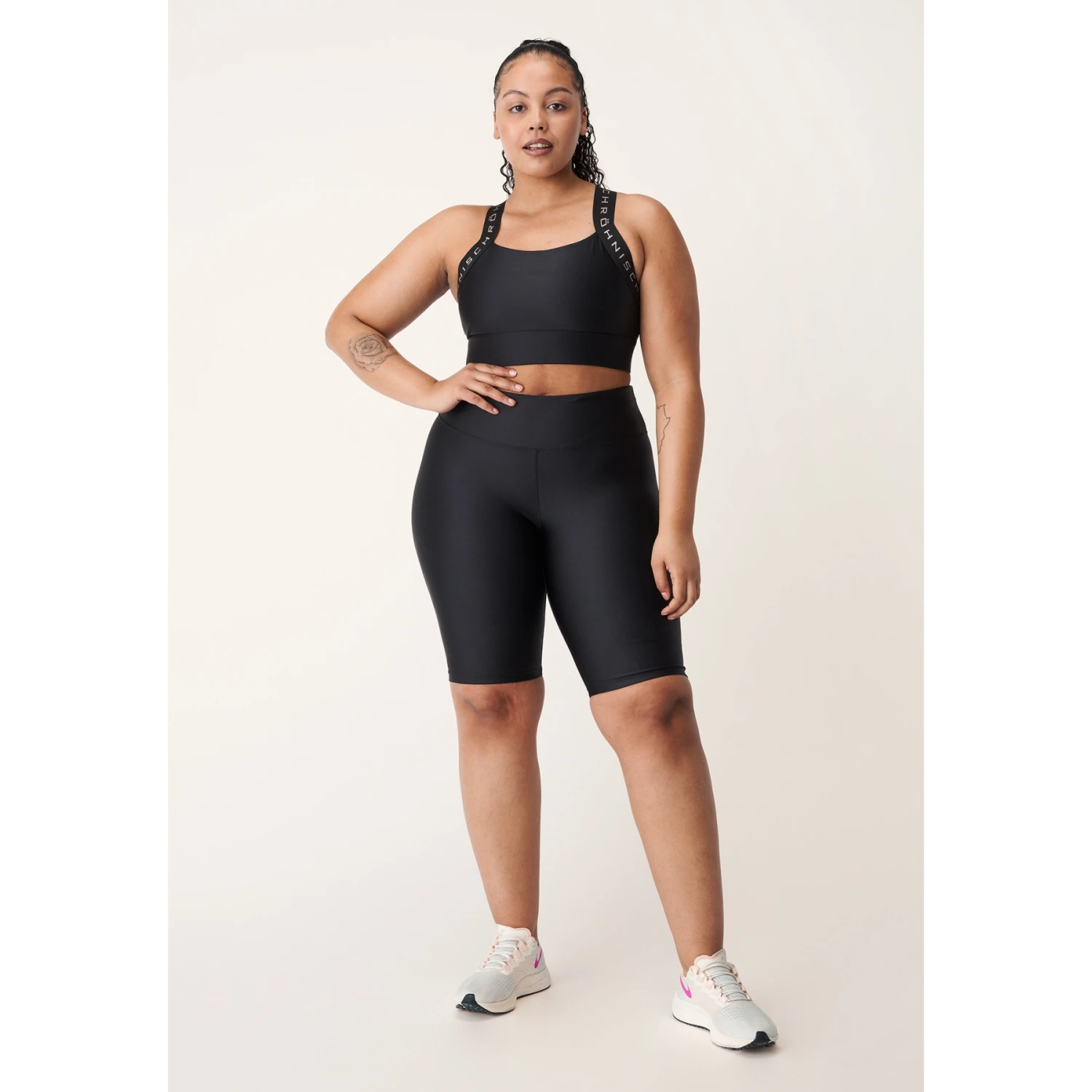 Röhnisch Shiny Kay Sports Bra Women - Black 7 Röhnisch Shiny Kay Sports Bra Women - Black - Image 7