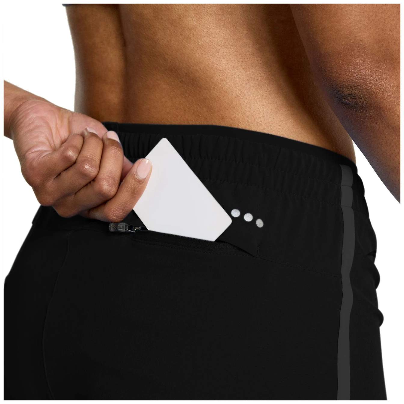 Saucony Outpace 5" Shorts Women - Black 7 Saucony Outpace 5" Shorts Women - Black - Image 7