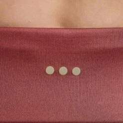 Saucony Pinnacle 8" Tight Shorts Women - Apple Butter -RunGear Elite saucony pinnacle 8 tight shorts women apple butter 6 1452169