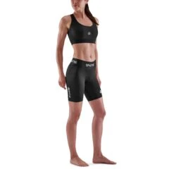 SKINS 1-Series Half Tights Women - Black -RunGear Elite skins compression 1 series women half tights black 4 892973
