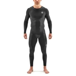 SKINS 3-Series 400 Long Sleeve Top - Black/Stars -RunGear Elite skins compression 3 series long sleeve top 400 black stars 7 1131627