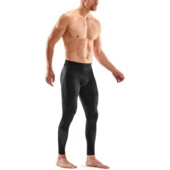 SKINS 3-Series Long Tights 400 - Black/Stars 13 SKINS 3-Series Long Tights 400 - Black/Stars -RunGear Elite skins compression 3 series long tights 400 black stars 6 1131397