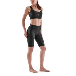 SKINS 3-Series Women's Half Tights - Black -RunGear Elite skins compression 3 series women half tights black 3 893335