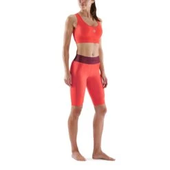 SKINS Compression 3-Series Half Tights Women - Spark -RunGear Elite skins compression 3 series women half tights spark 5 941745