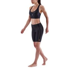 SKINS 5-Series Women's Half Tights - Black 9 SKINS 5-Series Women's Half Tights - Black -RunGear Elite skins compression 5 series women half tights black 3 893985