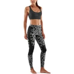 SKINS Compression 5-Series 7/8 Long Tights Women - Animal Black -RunGear Elite skins compression 5 series womens 7 8 long tights animal black 3 1068382