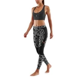 SKINS Compression 5-Series 7/8 Long Tights Women - Animal Black -RunGear Elite skins compression 5 series womens 7 8 long tights animal black 4 1068383