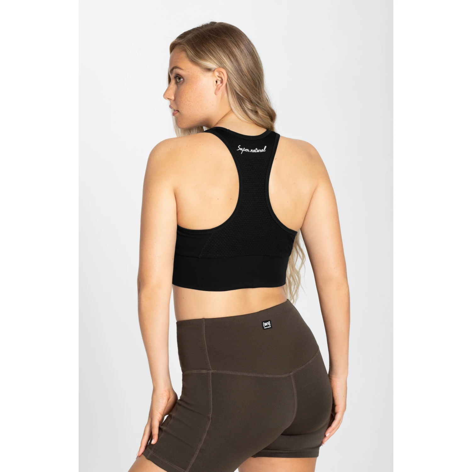 SUPER.NATURAL Liquid Flow Top Women - Jet Black 4 SUPER.NATURAL Liquid Flow Top Women - Jet Black - Image 4