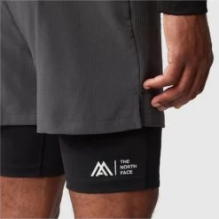 The North Face Mountain Athletics Lab Dual Shorts Men - Asphalt Grey/TNF Black -RunGear Elite the north face mens mountain athletics lab dual shorts asphalt grey tnf black 8 1395519