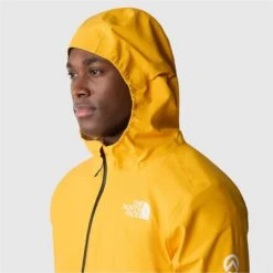 The North Face Summit Superior FUTURELIGHT™ Jacket Men - Summit Gold -RunGear Elite the north face mens summit superior futurelight jacket summit gold model 8 1524365